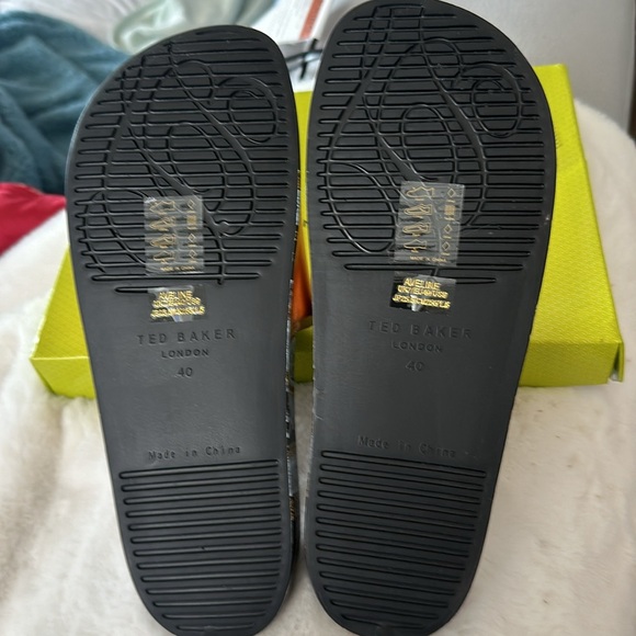 NIB Ted Baker Adeline Slides in Versailles - Picture 3 of 12